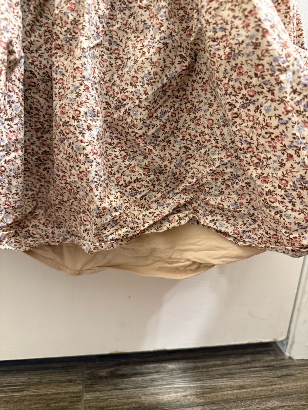 Neuflora Ashland In Cottage Floral Large Smocked Tiered Dress Midi Cottagcore - Picture 5 of 6